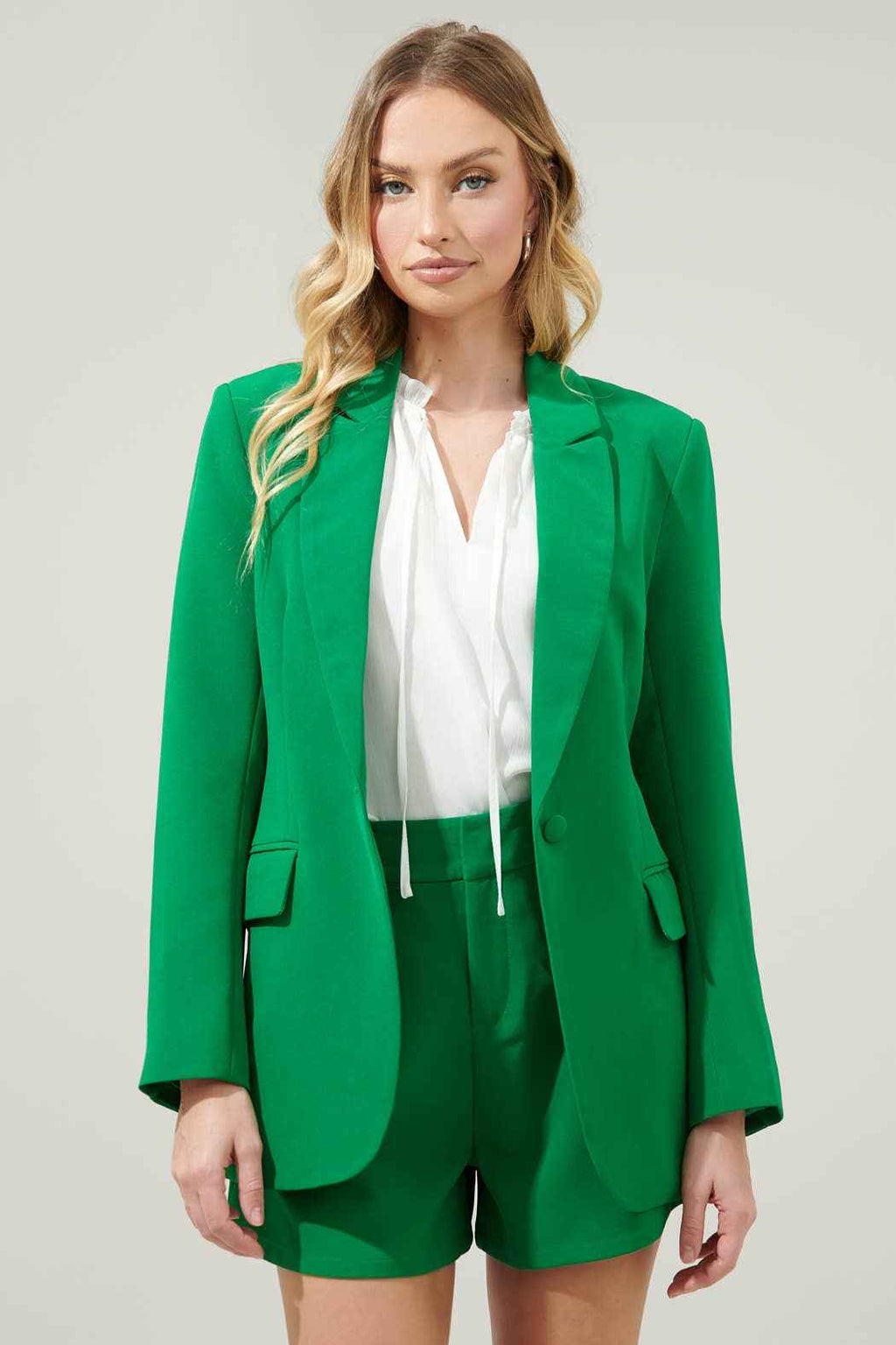 Chelsea Fitted Notch Lapel Blazer